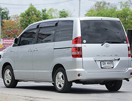 8 Seater Minibus Hire bath